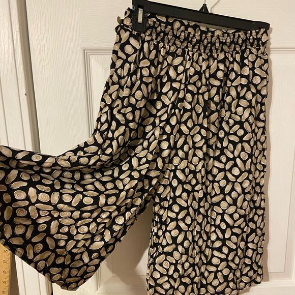 Vintage Kathie Lee Size 6 Black and Cream Patterned Pants - Picture 1 of 6